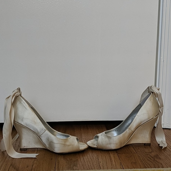 Emma Champagne Wedge - Picture 8 of 8